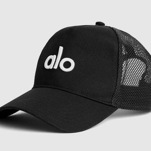 ALO Yoga District Trucker Hat